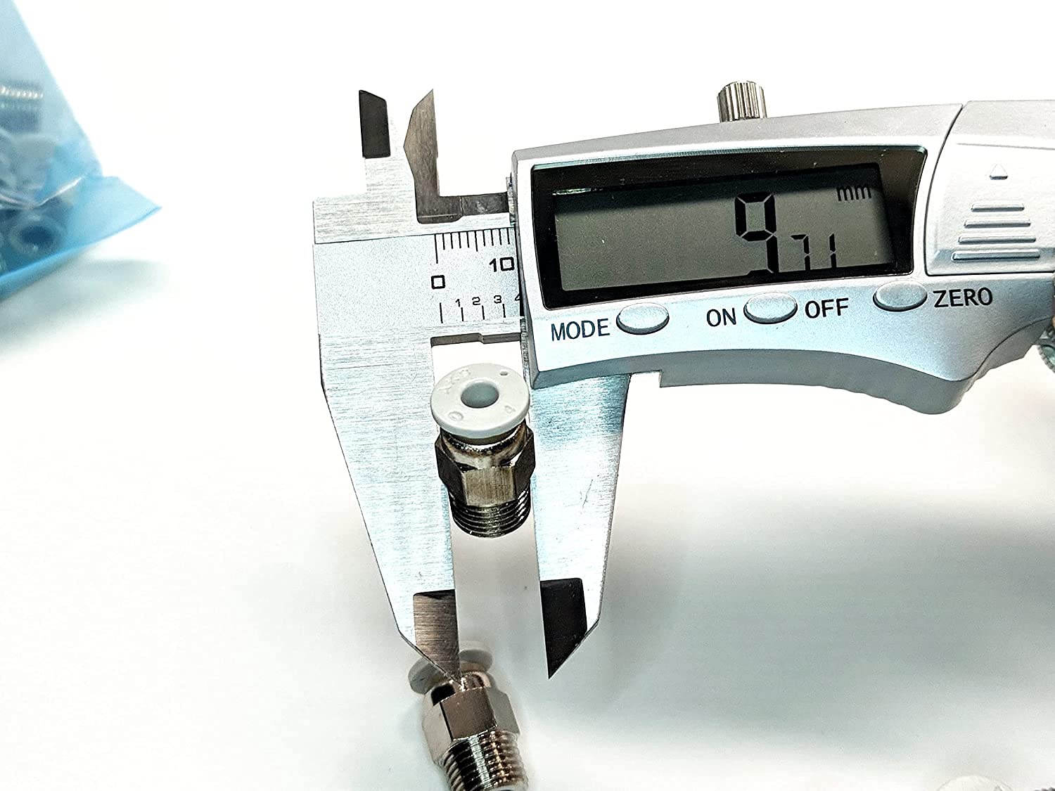 Protomont PC4 M10 hot end pneumatic connectors Pack of 2 - Image 4